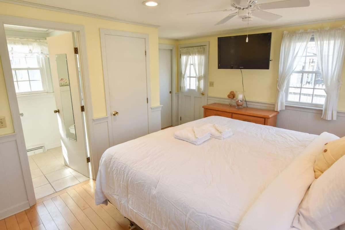 Walk 3 Mins To Private Assoc Beach Yarmouth Port Exterior foto